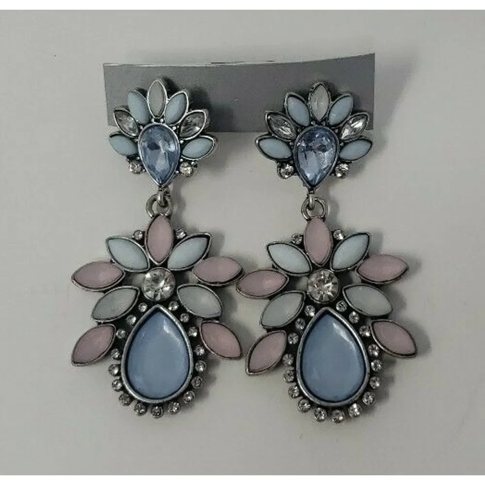 Dangle Earrings - Picture 1 of 2